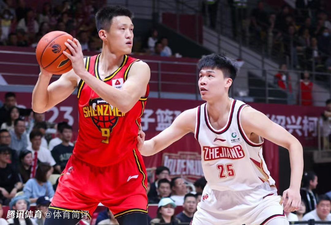 不过，虽然锡安后三个赛季的合同已经变成无保障，四名接受TA采访的NBA高管仍然表示鹈鹕几乎不可能裁掉锡安，除非情况变得特别严重。